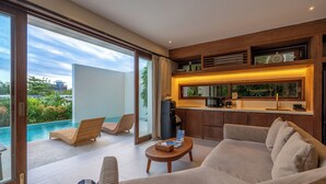 Villa | Oppholdsrom | Flatskjerm-TV