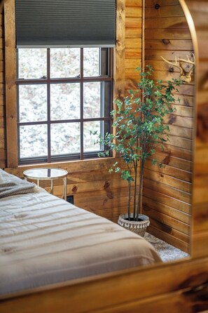 2 bedrooms, iron/ironing board, free WiFi, bed sheets - Wildlife Cabin - Wildlife Cabin (Mayslick)