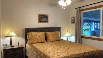 4 slaapkamers, een strijkplank/strijkijzer, gratis wifi, beddengoed