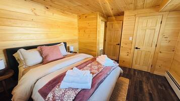 5 makuuhuonetta, vauvan matkasänky, ilmainen Wi-Fi, vuodevaatteet