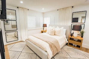 2 bedrooms, desk, iron/ironing board, free WiFi