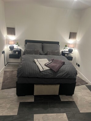 1 Schlafzimmer, WLAN, Bettwäsche