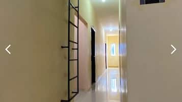 Standard Single Room | Living area