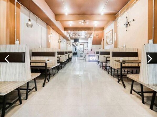 Restaurant - CJ HOMESTAY (Batam)