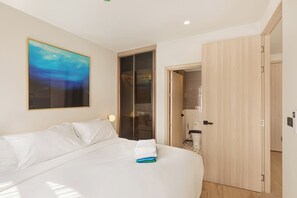1 bedroom, in-room safe, iron/ironing board, free WiFi