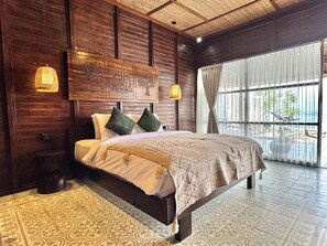 Executive Room, 1 King Bed, Beach View | Egyptian cotton sheets, premium bedding, Select Comfort beds