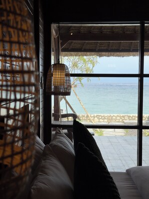 Chambre Exécutive, 1 très grand lit, vue plage