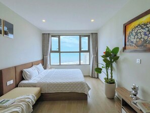 华丽公寓, 3 间卧室, 海景 | 埃及棉床单、高档床上用品、加厚床垫、特色装修