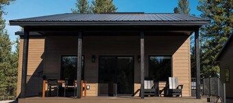 Experience Simple Montana Luxury (Cottage #2)