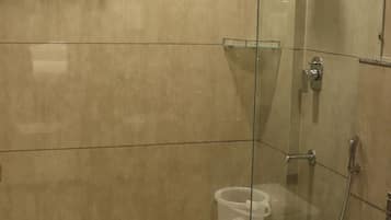 Executive Room | Bilik Mandi | Pancuran mandi, tuala disediakan, sabun, syampu