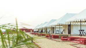 Chambre royale double | Aire de séjour