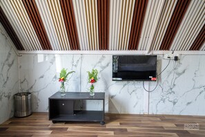Luxury Cottage (Water Park Activities) | In-room safe, soundproofing, free WiFi - SSB Kingdom - Water Kingdom in Cuttack (Banki)