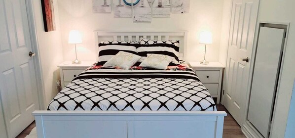 1 habitación, tabla de planchar con plancha, wifi y ropa de cama 