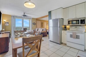 Unclassified image, 2 of 39, button