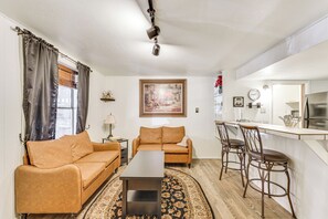 TV, fireplace - Walk to Angel Fire Resort: Condo w/ Furnished Deck (Angel Fire)