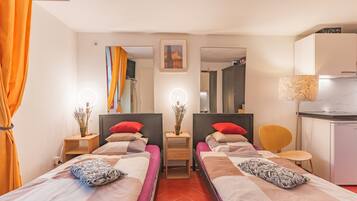 1 dormitorio, tabla de planchar con plancha, wifi gratis y ropa de cama