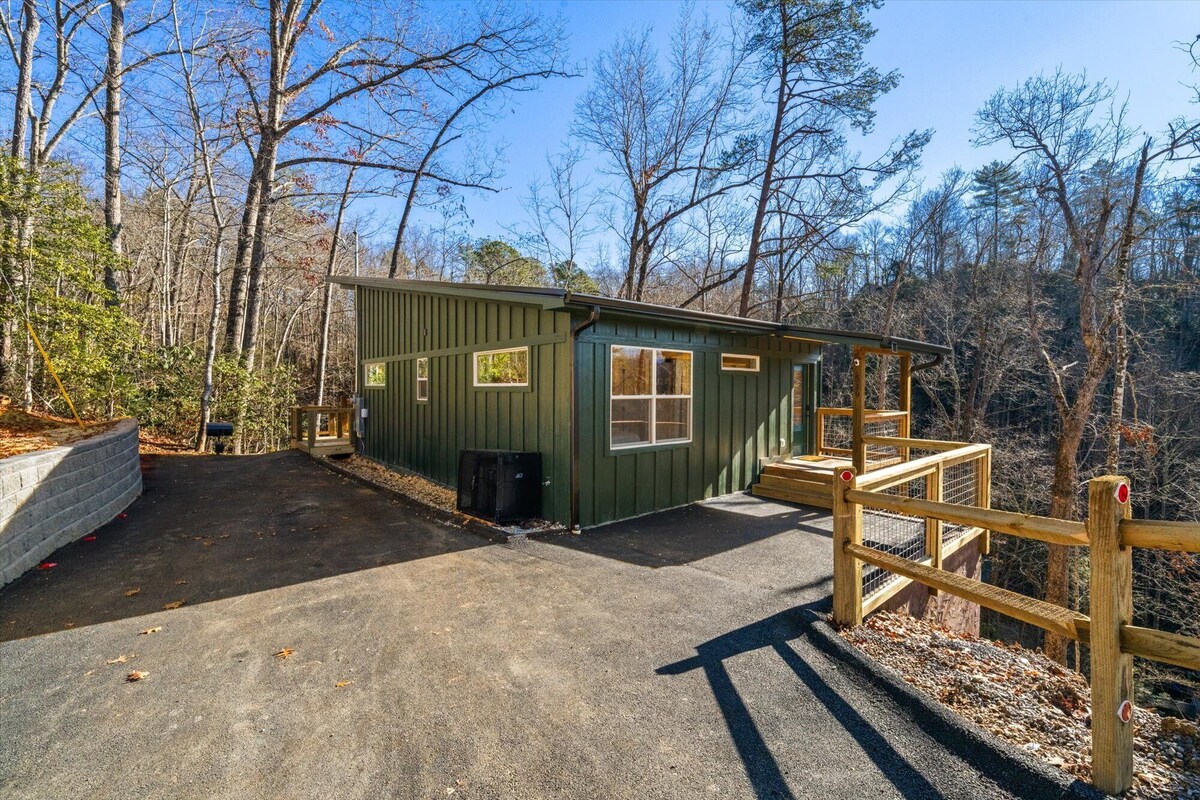 Photo 39 of Treehouse Cabin with XLarge Outside Living Space 10 Mins from downtown!