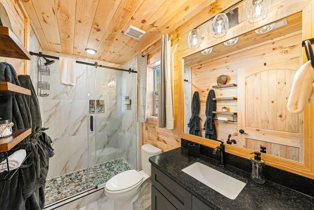 Photo 57 of Treehouse Cabin with XLarge Outside Living Space 10 Mins from downtown!