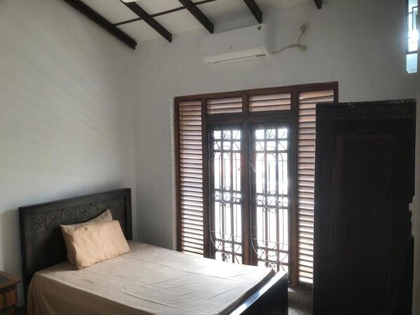 3 chambres, fer et planche à repasser, Wi-Fi