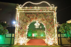 Banquet hall - The Sandalwood By La Carnation (Sohna)