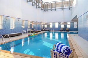 Outdoor pool - Jannah Executive Hotel Apartments (Abu Dhabi)