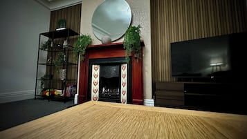 House | Games room