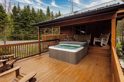 Chalet au TOIT VERT/Private spa 4p