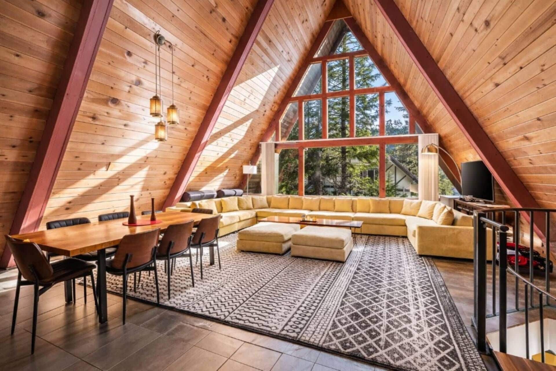 TV, fireplace, foosball, table tennis