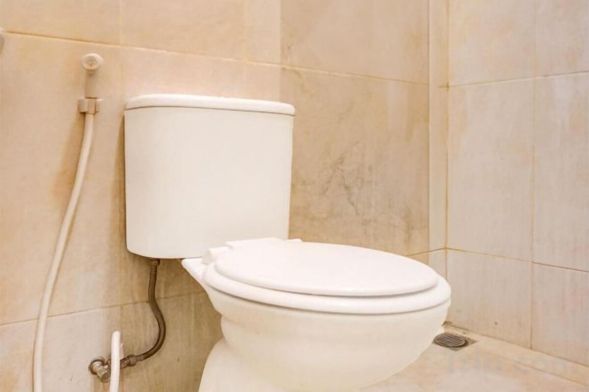 Ducha, toallas, jabón, shampoo