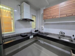Private kitchen - Cozy Stay near Suvarnabhumi Airport (Latkrabang)