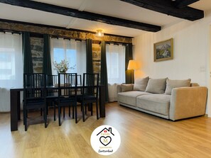 Flat-screen TV - Family M Apartments 2-Center of Switzerland-Perfect for Families (Kappel)