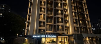 Z Bliss Suites