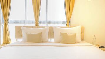 Free WiFi, bed sheets