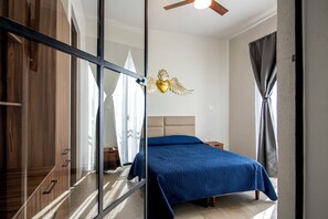 디럭스 아파트 | 1 개의 침실, 암막 커튼, 다리미/다리미판, 무료 WiFi