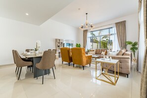 TV - Modern 3BR w/ Mountain Views & Private Pool in Al Dana , Sharm by Deluxe Holiday Homes (Fujairah)