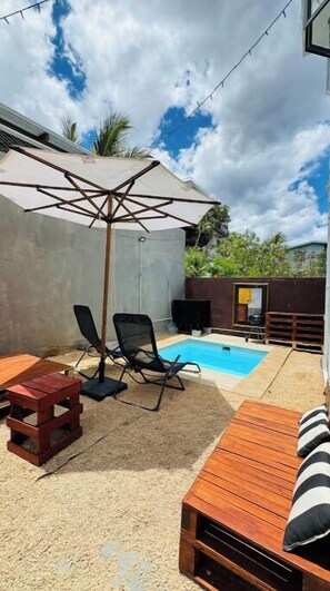 Property grounds - La Passerelle des Empereurs - 1min from the beach (Albion)