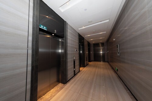 Baiyun International Airport Center apartments