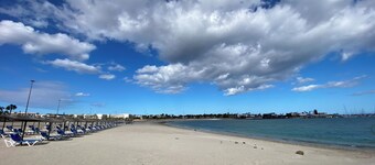 Villa Fuerte BAY VIEW  is waiting for you !