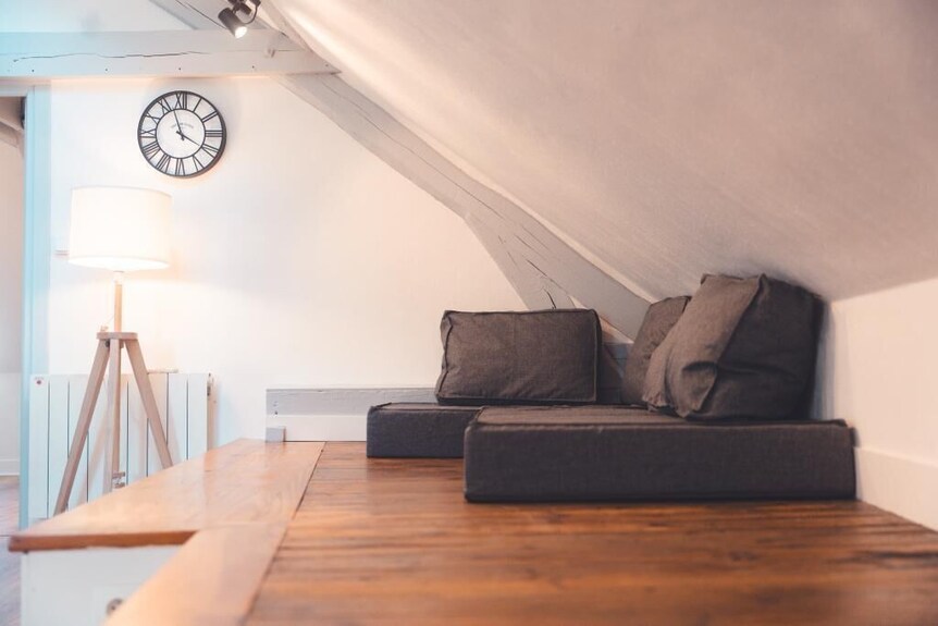 Le Nid D'aigle - Spacious Attic Accommodation - Tours
