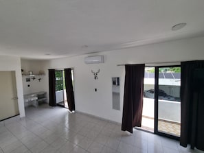 Deluxe Studio Suite | 1 bedroom, free WiFi