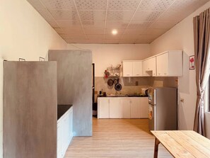 House, 3 Bedrooms, Smoking | Interior