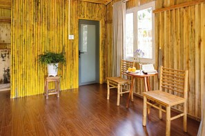 Outdoor dining - Scent Chalet D - Village (Da Lat)