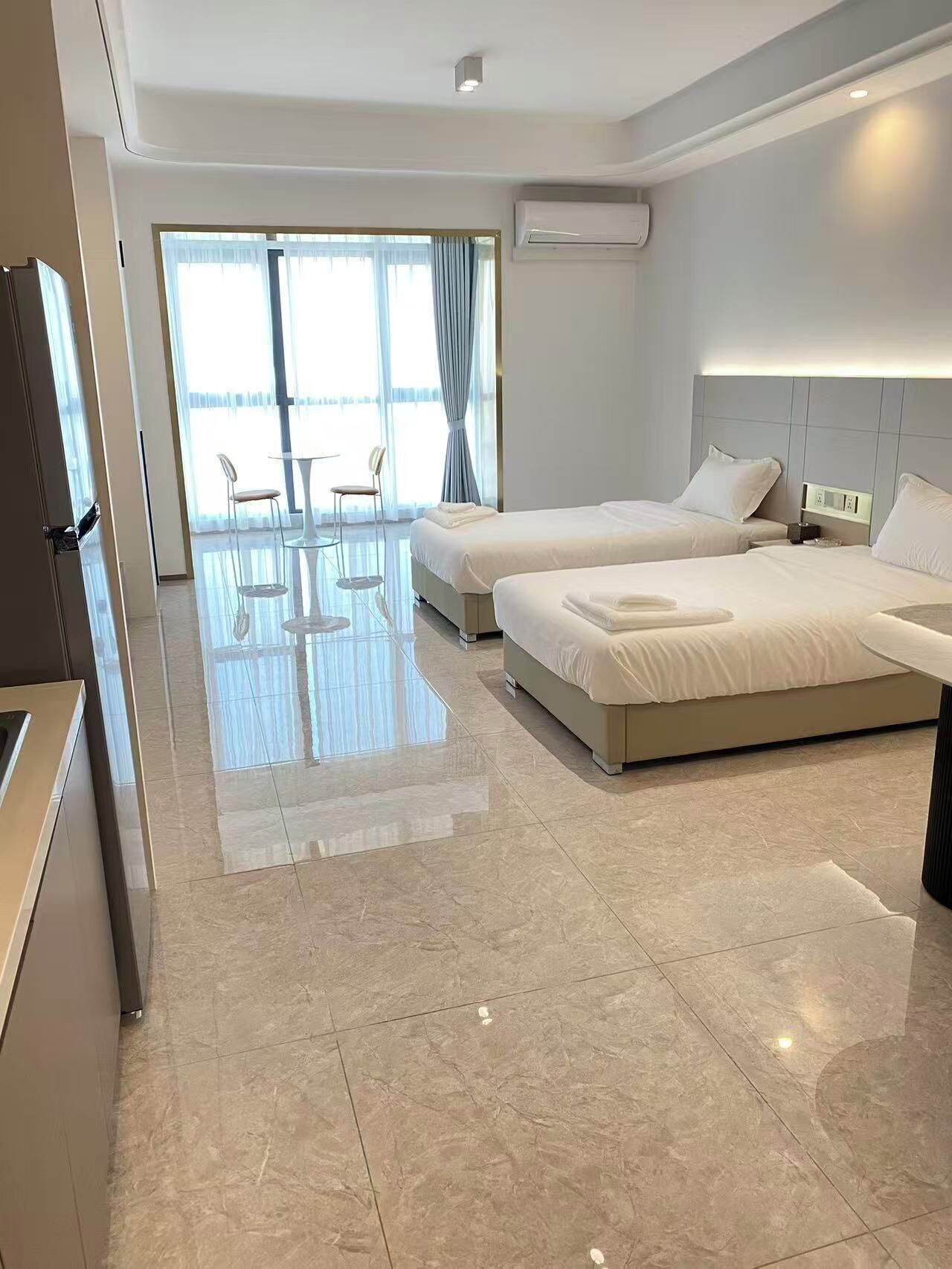 Twin Room, River View | Desk, free WiFi, bed sheets