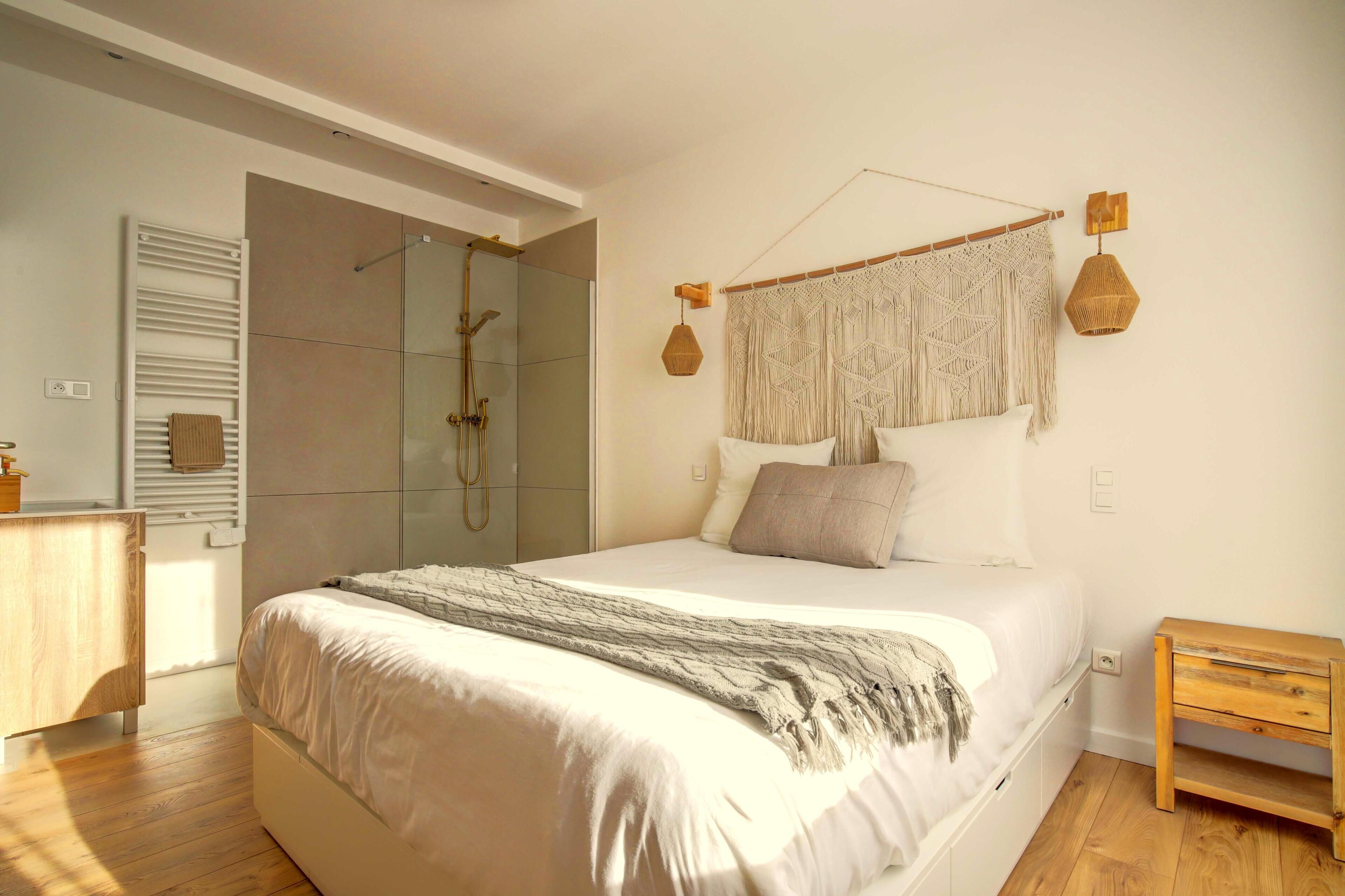 Classic Room, Non Smoking, Pool View | Premium bedding, soundproofing, iron/ironing board, free WiFi
