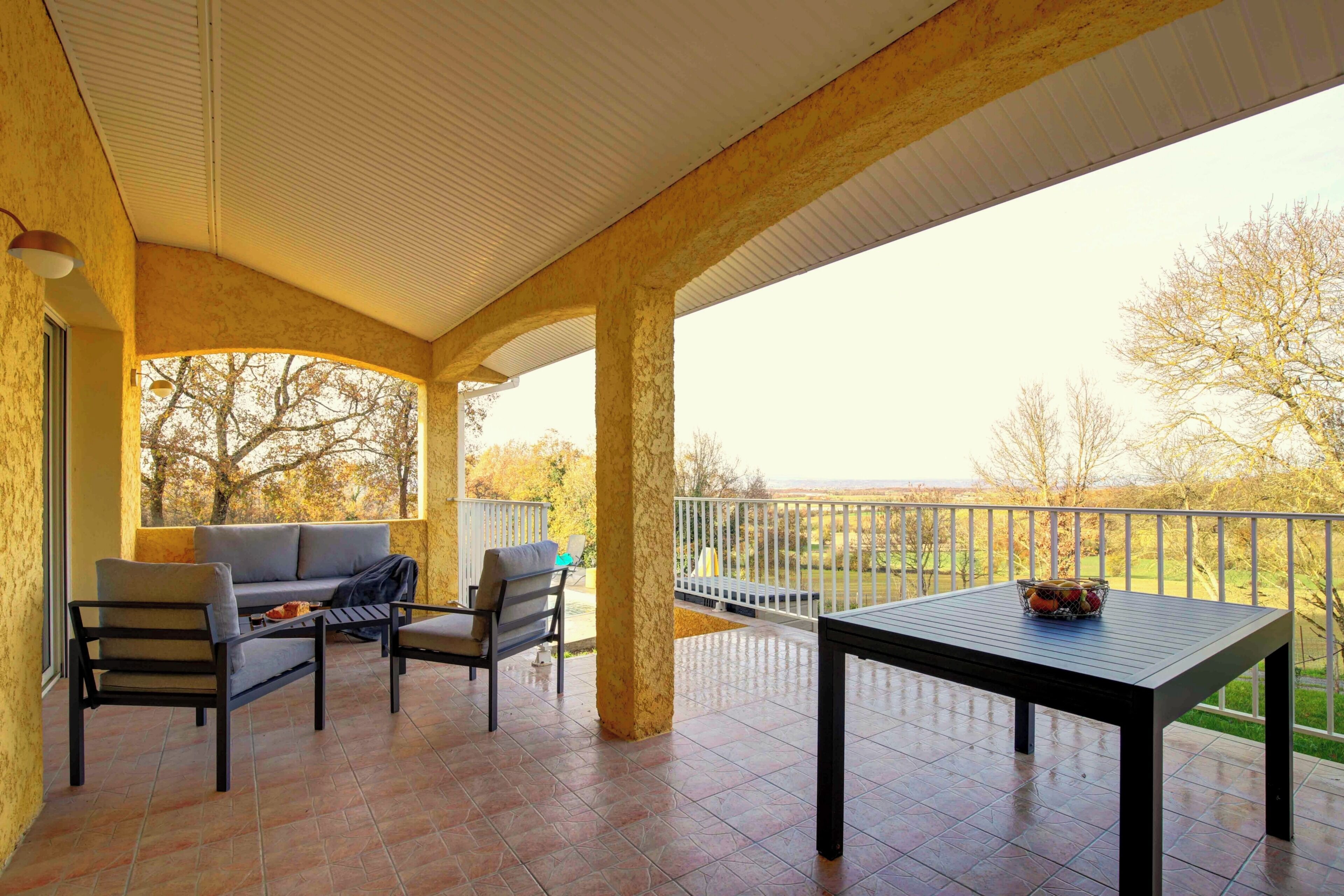 Classic Room, Non Smoking, Pool View | Terrace/patio