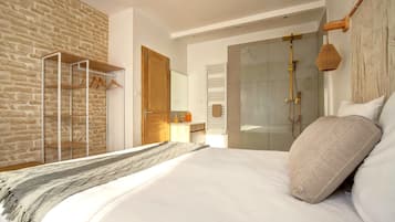 Classic Room, Non Smoking, Pool View | Premium bedding, soundproofing, iron/ironing board, free WiFi