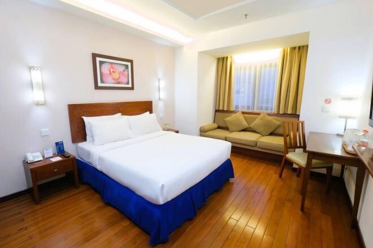 1 bedroom, desk, soundproofing, iron/ironing board