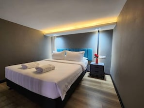 Double Room | Free WiFi - MYSPACE SEMPORNA (Semporna)
