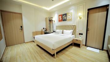 Premium tweepersoonskamer, balkon, uitzicht op bergen | Geluiddichte muren, gratis wifi