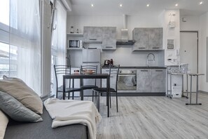 Interior - Modern Flat[In front of Train Station] (Bologna)
